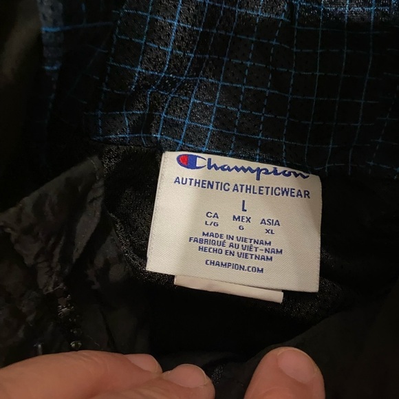 Champion Authentic Athletic Wear Jacket Large (GI) - Picture 8 of 12